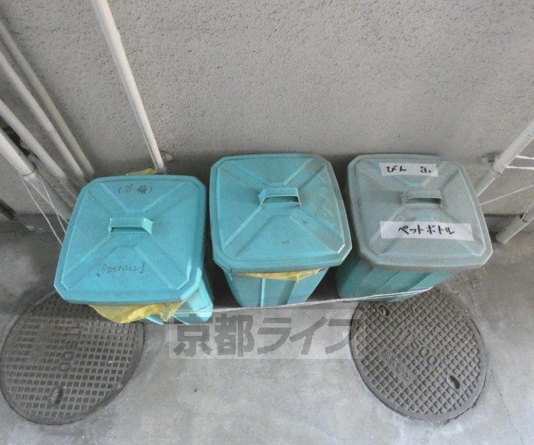 庭　ゴミ捨て場です。