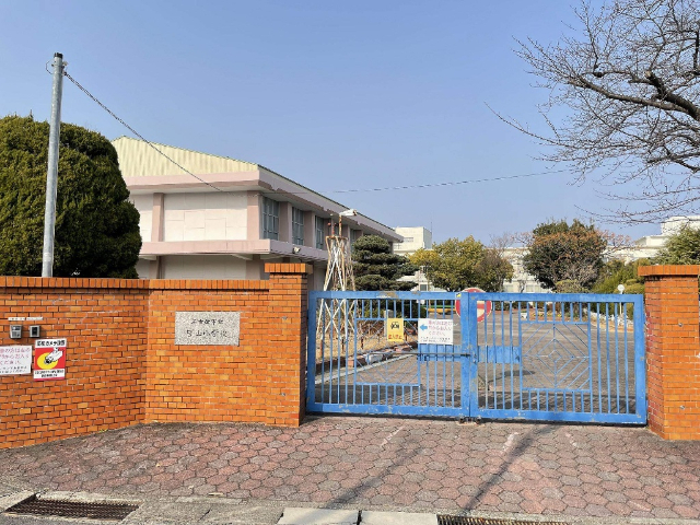 小学校　名古屋市立守山小学校（小学校）まで520m