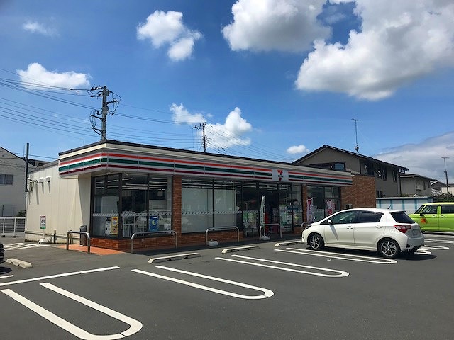 コンビニ　セブンイレブン 太田高校西店（コンビニ）まで879m