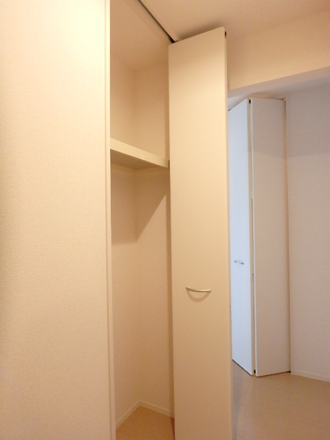 その他　廊下収納