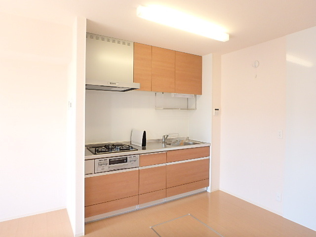 キッチン　システムキッチン（３口）