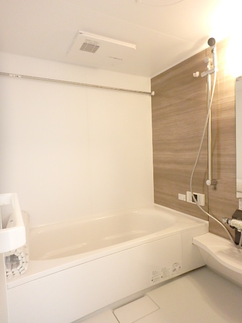 バス・シャワールーム　バス