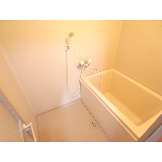 バス・シャワールーム　きれいなお風呂です