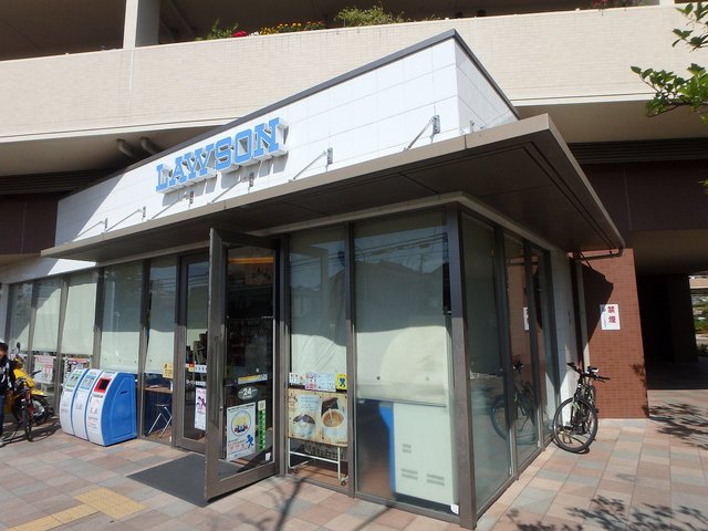 コンビニ　ローソン池田城南三丁目店（コンビニ）まで593m