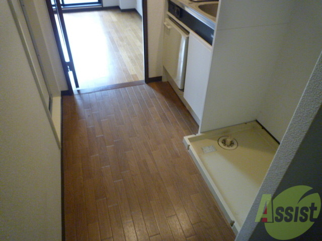 居室・リビング　フローリングも大変綺麗です