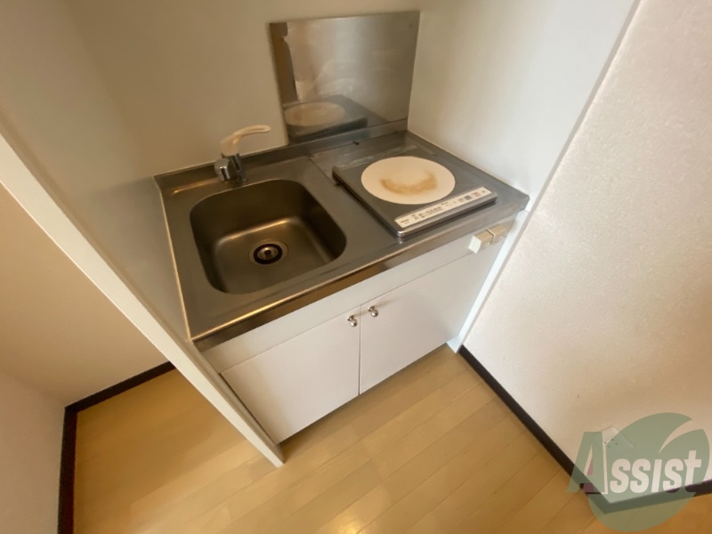 キッチン　ＩＨクッキングヒーターが付いていますのでご準備不要です