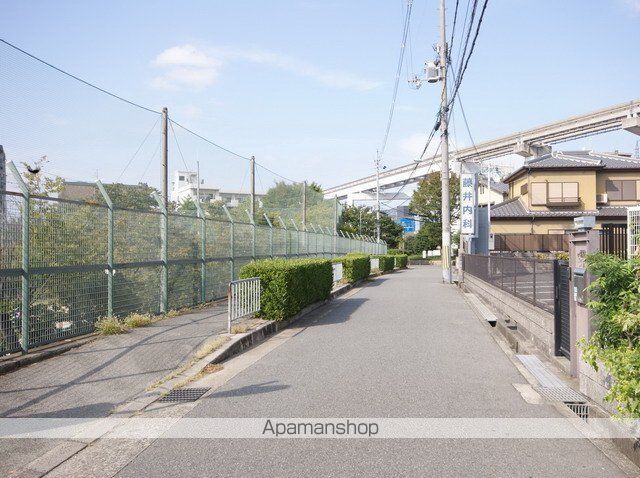 中学校　第十八中学校（中学校）まで269m