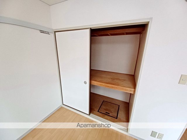 フレグランス宗石A棟の内装写真