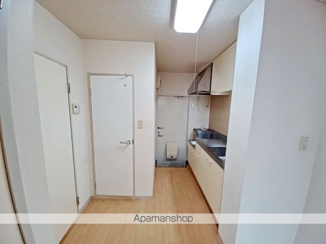 フレグランス宗石A棟の内装写真