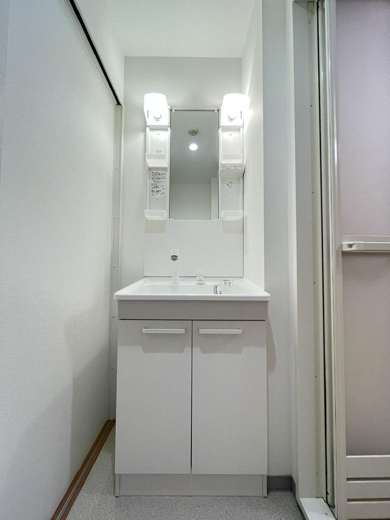 洗面設備　※代表タイプの写真のため実際と異なる場合がございます