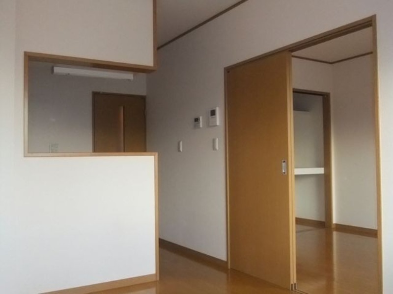 居室・リビング　図面と現状に相違がある場合には現状を優先