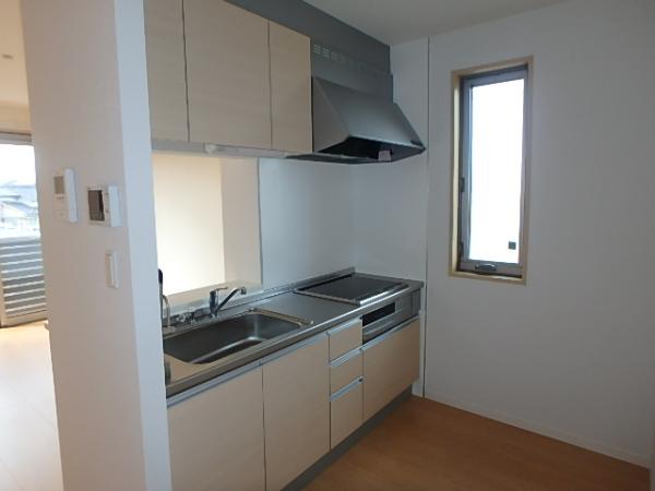 キッチン　☆ＩＨ3口コンロ・グリル付☆