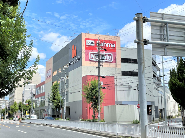 ホームセンター　ＤＣＭ川原店（ホームセンター）まで598m