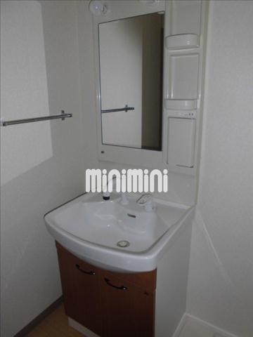 洗面設備　キレイな洗面所です