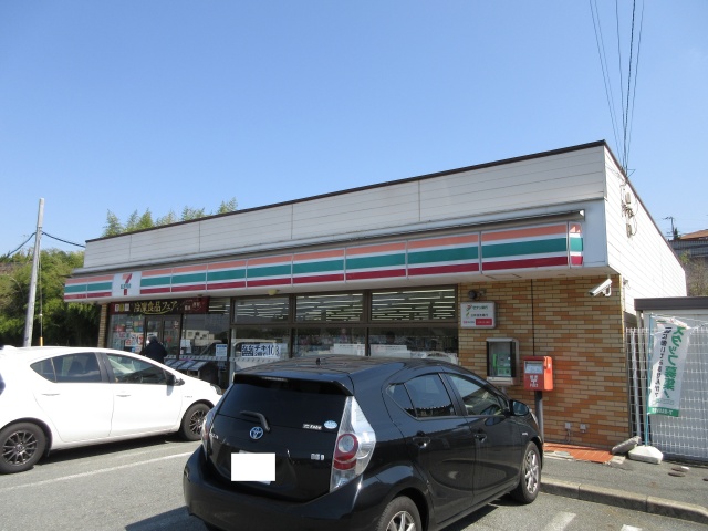 コンビニ　セブン－イレブン　兵庫小野樫山町店（コンビニ）まで910m