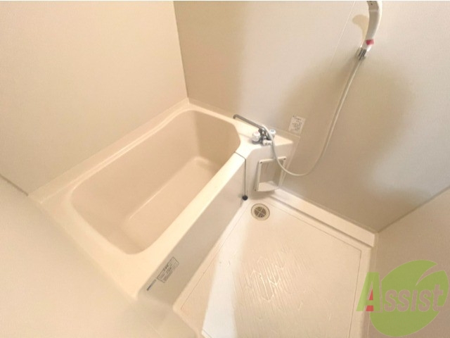 バス・シャワールーム　１人暮らしにはピッタリのサイズ感ですね！