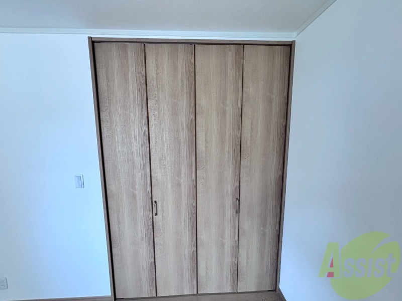 収納　収納スペースです。お洋服やお荷物はこちらへ。