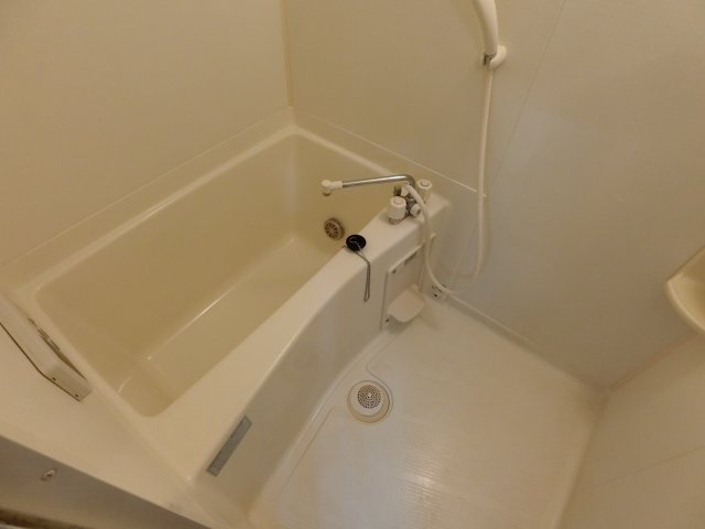 バス・シャワールーム　＊別室参考　追い炊き