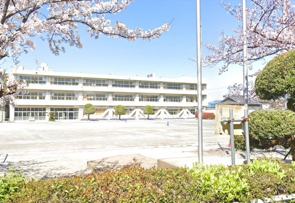 小学校　流山市立流山小学校（小学校）まで1010m