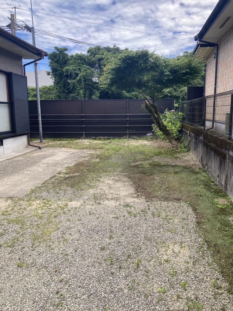 庭　和室から眺められる庭です