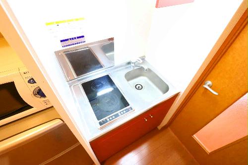 キッチン　お掃除ラクラク♪２口ラジエントヒーター採用！