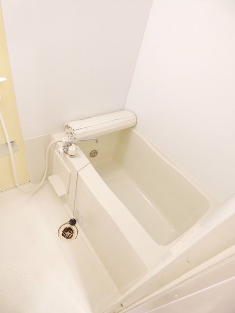 バス・シャワールーム　バスルーム