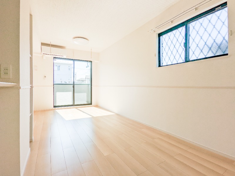 居室・リビング　図面と現状に相違がある場合には現状を優先