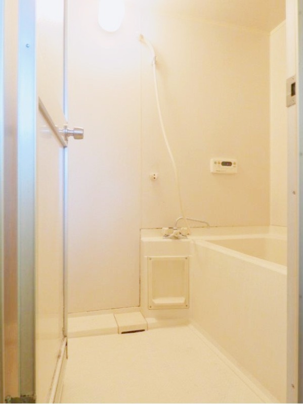 バス・シャワールーム　図面と現状に相違がある場合には現状を優先