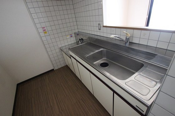 キッチン　※別室の写真です