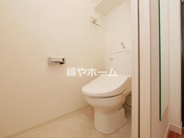 トイレ　トイレもきれいです