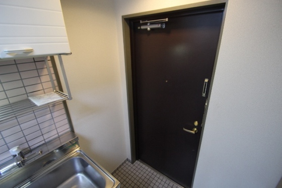 玄関　他部屋の写真