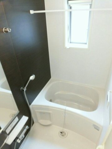 バス・シャワールーム　日々の暮らしに欠かせないお風呂です