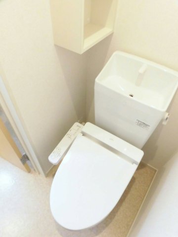 トイレ　コンパクトで使いやすいトイレです
