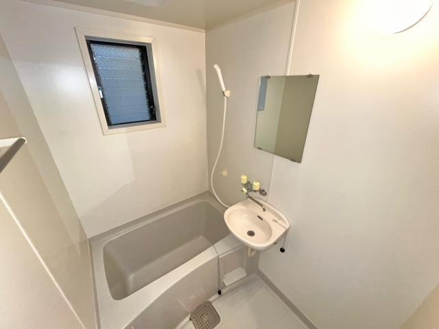 バス・シャワールーム　浴室