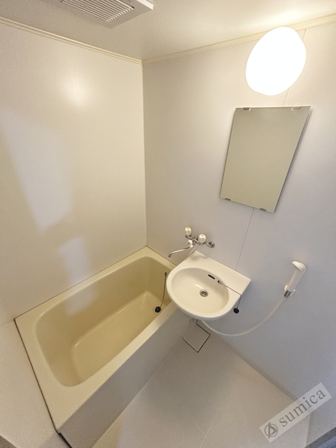 バス・シャワールーム　お仕事終わりは湯船に浸かってゆったり♪♪