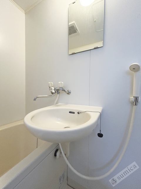 洗面設備　風呂・トイレ別が嬉しい♪♪