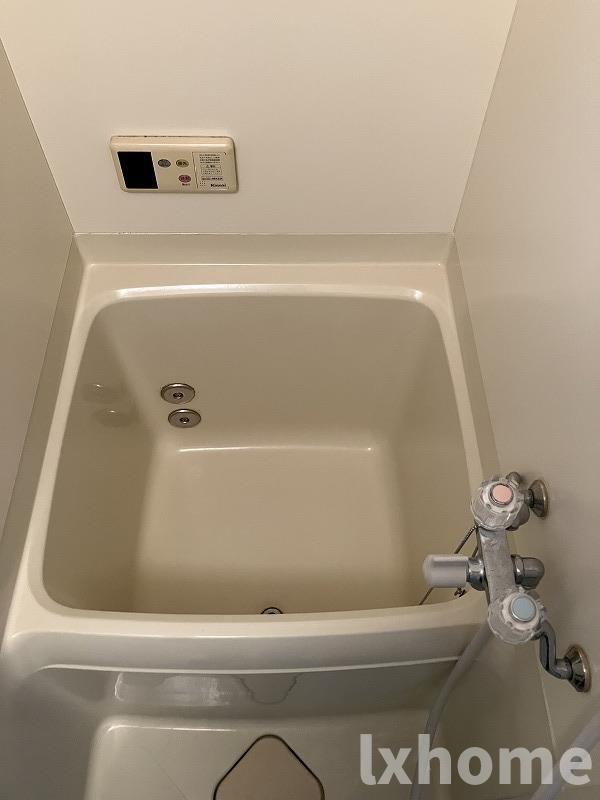 バス・シャワールーム　お風呂で日々の疲れを落としましょう