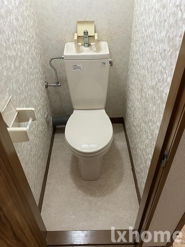 トイレ　コンパクトで使いやすいトイレです