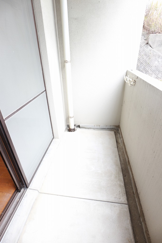 バルコニー　南向きのバルコニーで日当たり良好です。