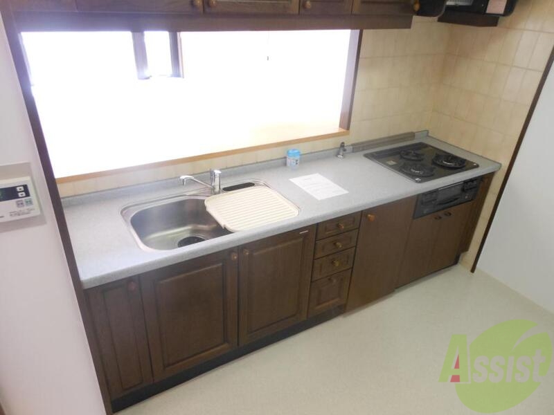 キッチン　大きいキッチンが素晴らしいですね。