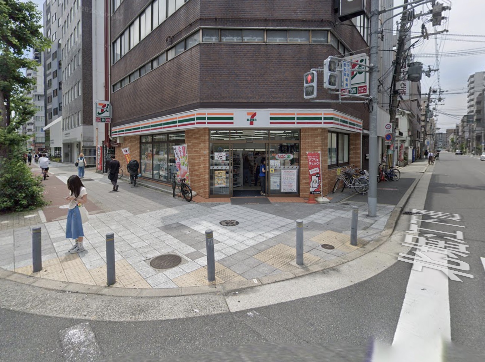 コンビニ　セブンイレブン大阪北堀江2丁目店（コンビニ）まで151m