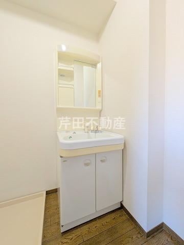 洗面設備　写真は別のお部屋のイメージです。現況優先