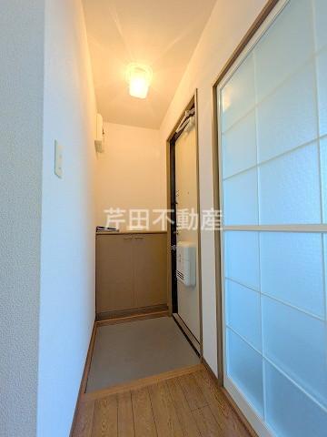 玄関　写真は別のお部屋のイメージです。現況優先