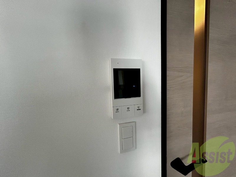 セキュリティ　ＴＶモニター付インターホンです。来客者の顔が見えるので安心！