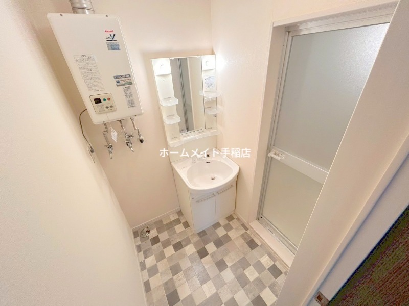 洗面設備　シャンプードレッサーで便利です♪