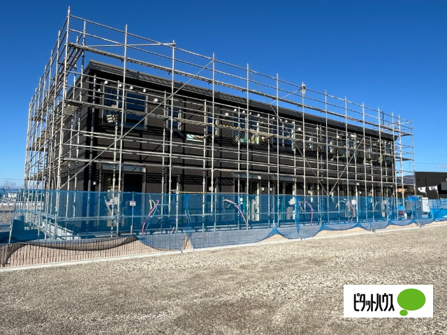 建物外観　建築中