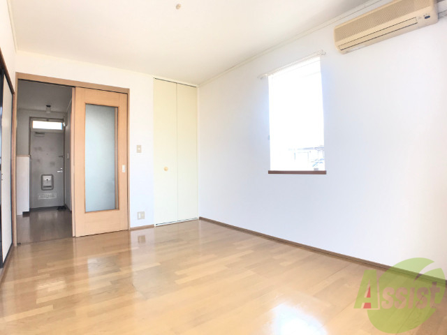 居室・リビング　リビングは広いので家族でゆっくりと過ごせますね。