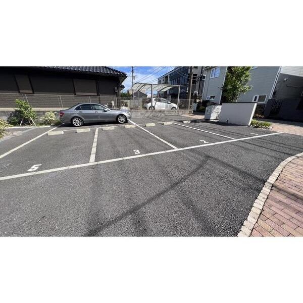 駐車場　綺麗な駐車場！