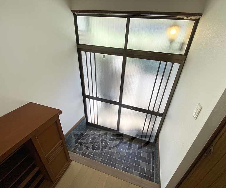 玄関　昔ながらの玄関です。