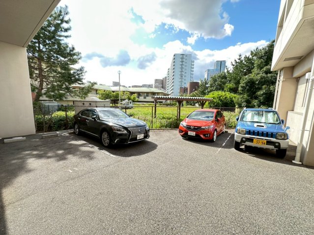 駐車場　詳細は、RISUMO江坂本店までお問合せください♪
